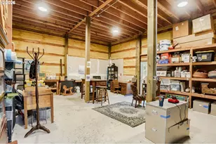 16530 NW Gillihan Rd, Portland, OR 97231 - Photo 32