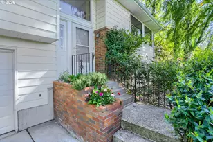 16530 NW Gillihan Rd, Portland, OR 97231 - Photo 10