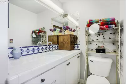 16530 NW Gillihan Rd, Portland, OR 97231 - Photo 22