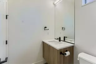 1616 NE 45th Ave, Portland, OR 97213 - Photo 16