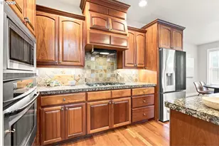 2178 Meridian Dr, Woodburn, OR 97071 - Photo 22