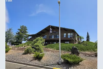 1014 Roe Dr, Goldendale, WA 98620 - Photo 1