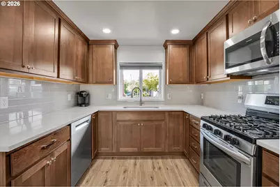 5255 SW Tucker Ave, Beaverton, OR 97005 - Photo 12