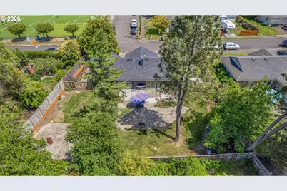 5255 SW Tucker Ave, Beaverton, OR 97005 - Photo 34