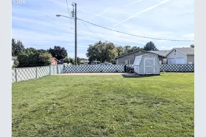 10301 Emily Dr, Island City, OR 97850 - Photo 34
