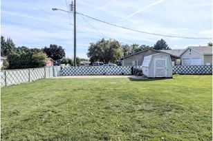 10301 Emily Dr, Island City, OR 97850 - Photo 34