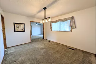10301 Emily Dr, Island City, OR 97850 - Photo 16