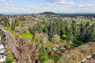 8740 SE Steele St, Portland, OR 97266 - Photo 24