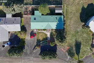 212 Court St, Enterprise, OR 97828 - Photo 32