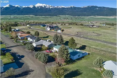 212 Court St, Enterprise, OR 97828 - Photo 2