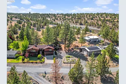 208 Adam Dr, Canyon City, OR 97820 - Photo 2
