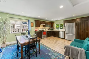 1040 NE 104th Ave, Portland, OR 97220 - Photo 6