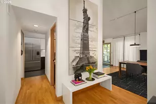 9912 SW Quail Post Rd, Portland, OR 97219 - Photo 10