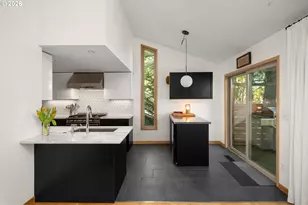9912 SW Quail Post Rd, Portland, OR 97219 - Photo 20