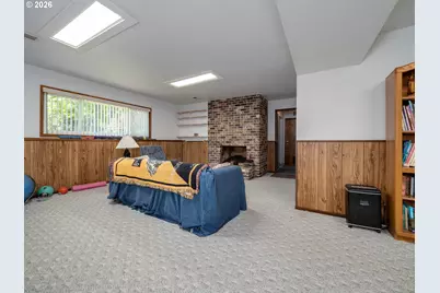 1360 Tamarisk Dr, West Linn, OR 97068 - Photo 28