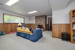 1360 Tamarisk Dr, West Linn, OR 97068 - Photo 28