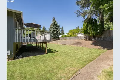 1360 Tamarisk Dr, West Linn, OR 97068 - Photo 32