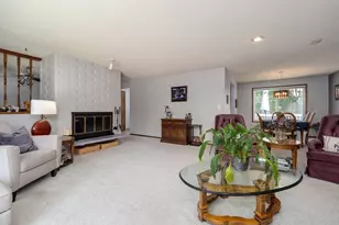 1360 Tamarisk Dr, West Linn, OR 97068 - Photo 6