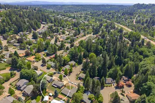 1360 Tamarisk Dr, West Linn, OR 97068 - Photo 36