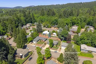 1360 Tamarisk Dr, West Linn, OR 97068 - Photo 34