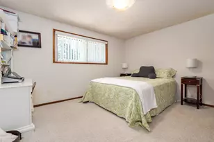 1360 Tamarisk Dr, West Linn, OR 97068 - Photo 22