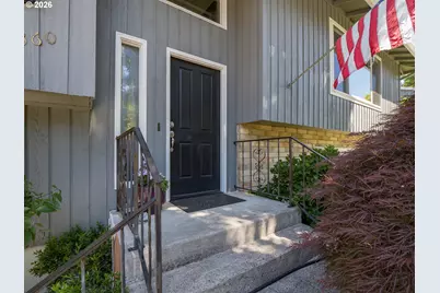 1360 Tamarisk Dr, West Linn, OR 97068 - Photo 4