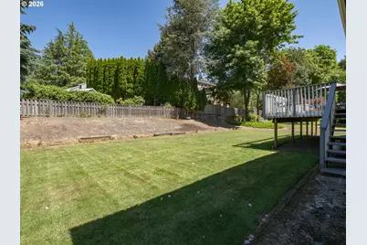1360 Tamarisk Dr, West Linn, OR 97068 - Photo 30