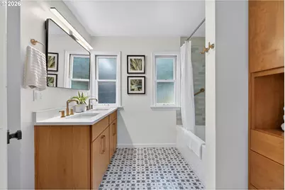 6825 SW 8th Ave, Portland, OR 97219 - Photo 26