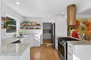 6825 SW 8th Ave, Portland, OR 97219 - Photo 14