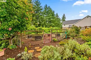 610 Holly Ave, Cottage Grove, OR 97424 - Photo 22
