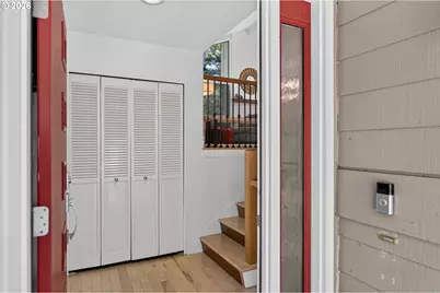 9925 SW Quail Post Rd, Portland, OR 97219 - Photo 6
