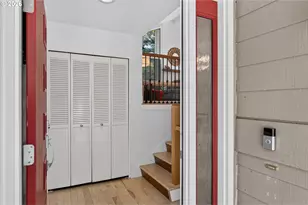 9925 SW Quail Post Rd, Portland, OR 97219 - Photo 6