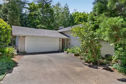 9925 SW Quail Post Rd, Portland, OR 97219 - Photo 1