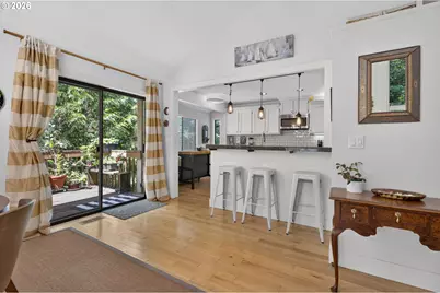 9925 SW Quail Post Rd, Portland, OR 97219 - Photo 16