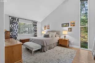 9925 SW Quail Post Rd, Portland, OR 97219 - Photo 4