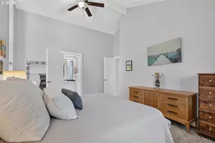 9925 SW Quail Post Rd, Portland, OR 97219 - Photo 24