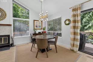 9925 SW Quail Post Rd, Portland, OR 97219 - Photo 12