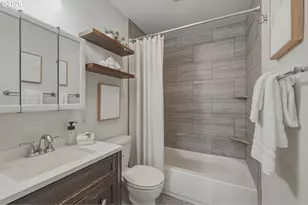3360 SE Rockwood St, Milwaukie, OR 97222 - Photo 14