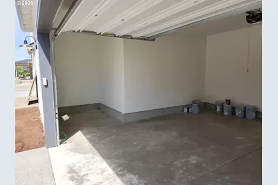 2941 Olympic St #28, Woodburn, OR 97071 - Photo 24