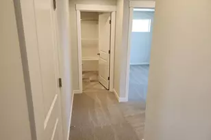 2941 Olympic St, Woodburn, OR 97071 - Photo 20