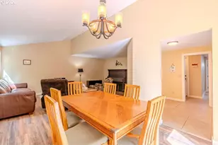 17877 Peter Skene Way, Oregon City, OR 97045 - Photo 6