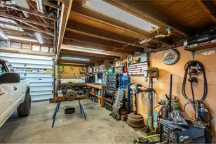 2496 Pacific Ave, North Bend, OR 97459 - Photo 38