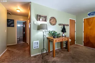2496 Pacific Ave, North Bend, OR 97459 - Photo 10
