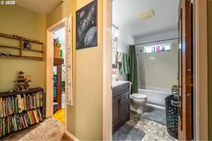 2496 Pacific Ave, North Bend, OR 97459 - Photo 28