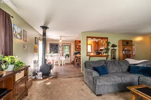 2496 Pacific Ave, North Bend, OR 97459 - Photo 12