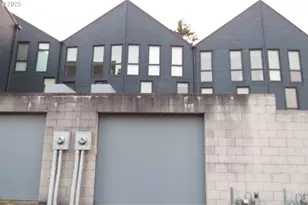 7118 N Vancouver Ave, Portland, OR 97217 - Photo 4