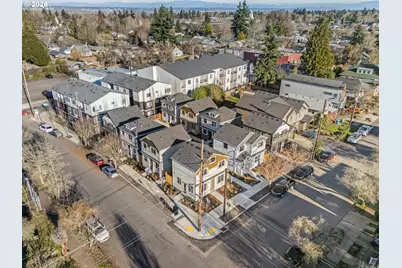 7464 N Polk Ave, Portland, OR 97203 - Photo 14