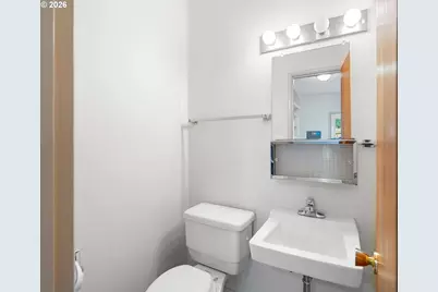 3657 SE 77th Ave, Portland, OR 97206 - Photo 26