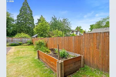 3657 SE 77th Ave, Portland, OR 97206 - Photo 36