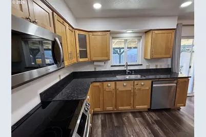 808 Kevin Pl, Brookings, OR 97415 - Photo 12